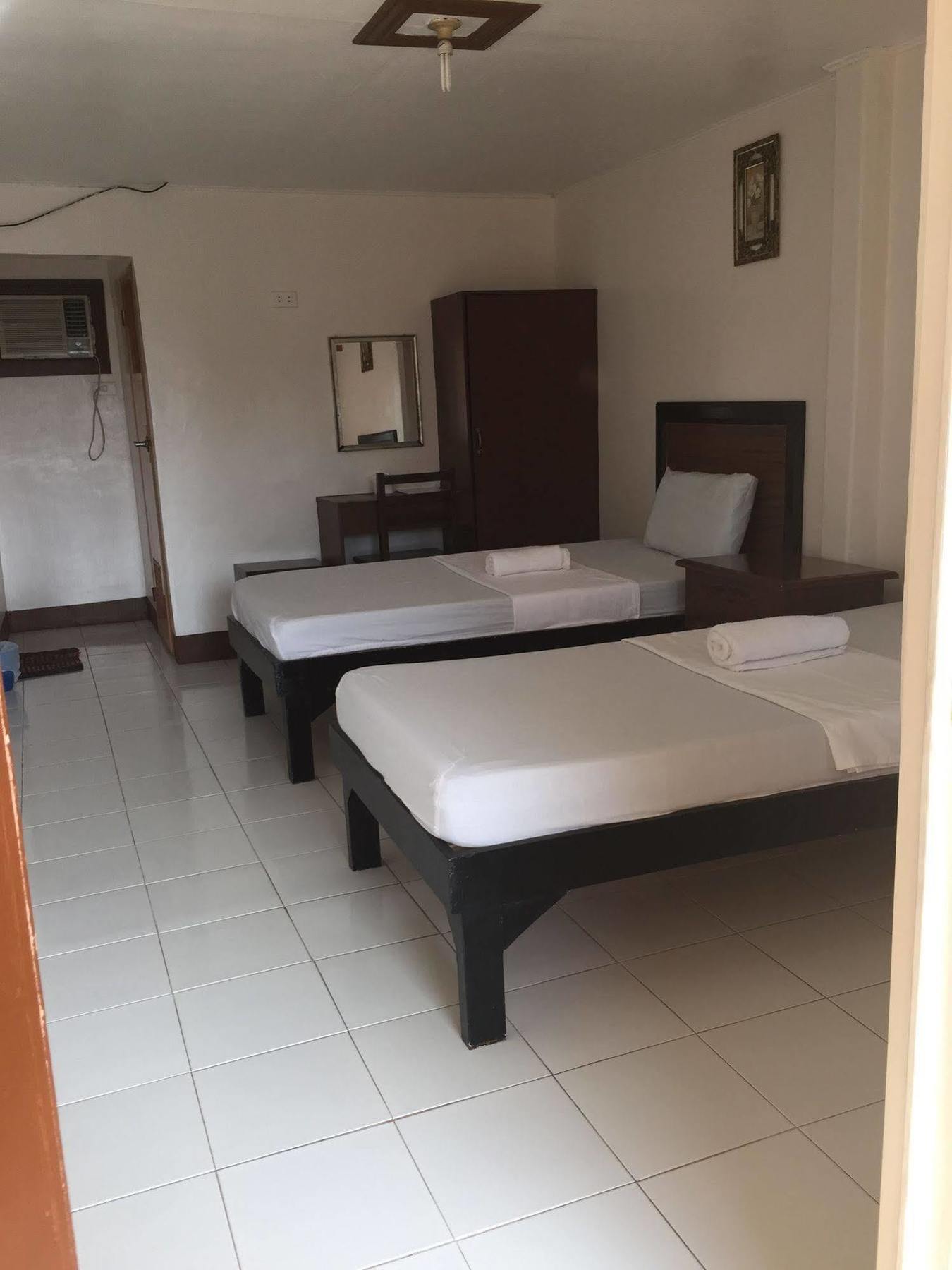 Bayview Inn Ormoc Buitenkant foto